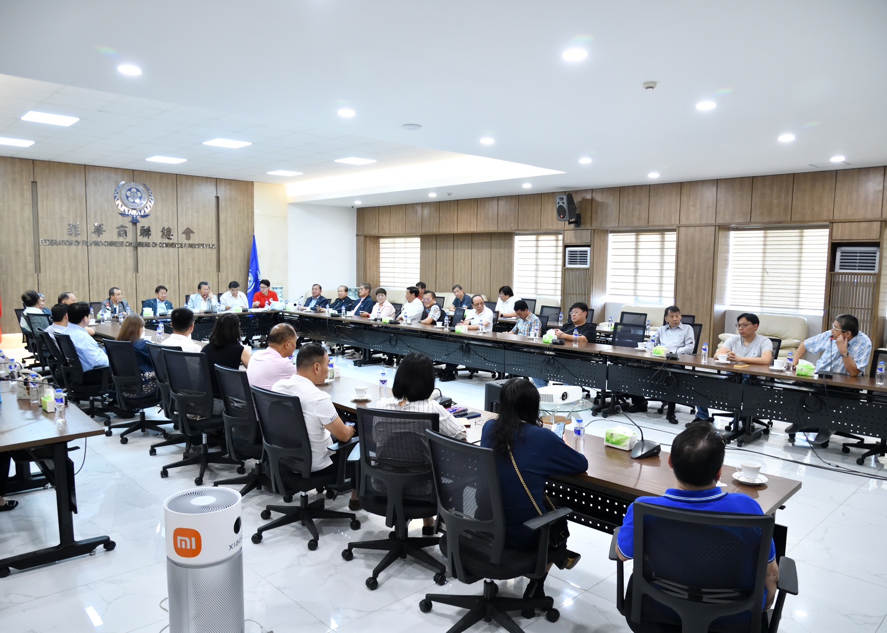 Members of the Filipino at Tsino Magkaibigan Foundation during their first meeting