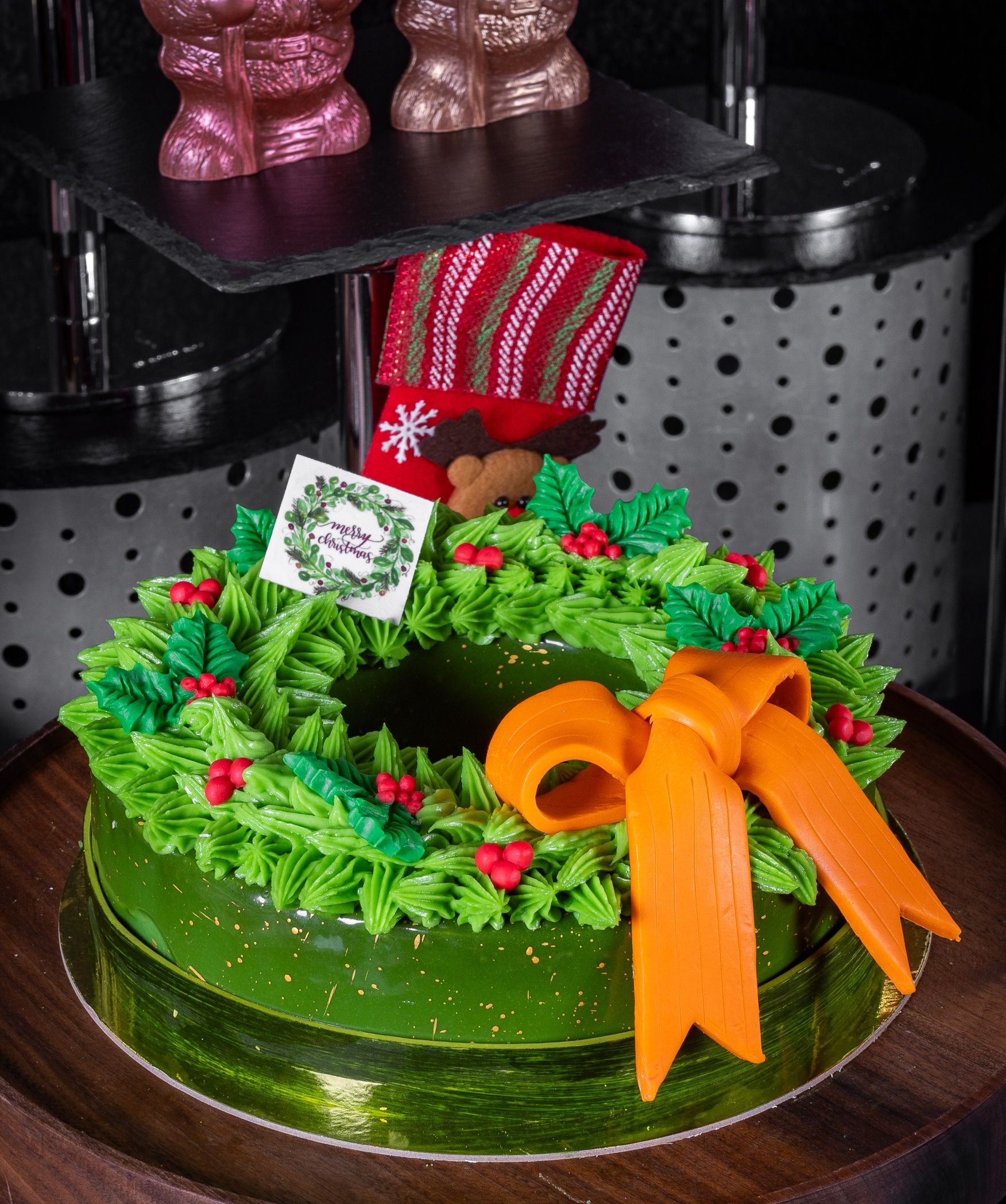 3 Cafe Society_s holiday-themed cakes and confections
