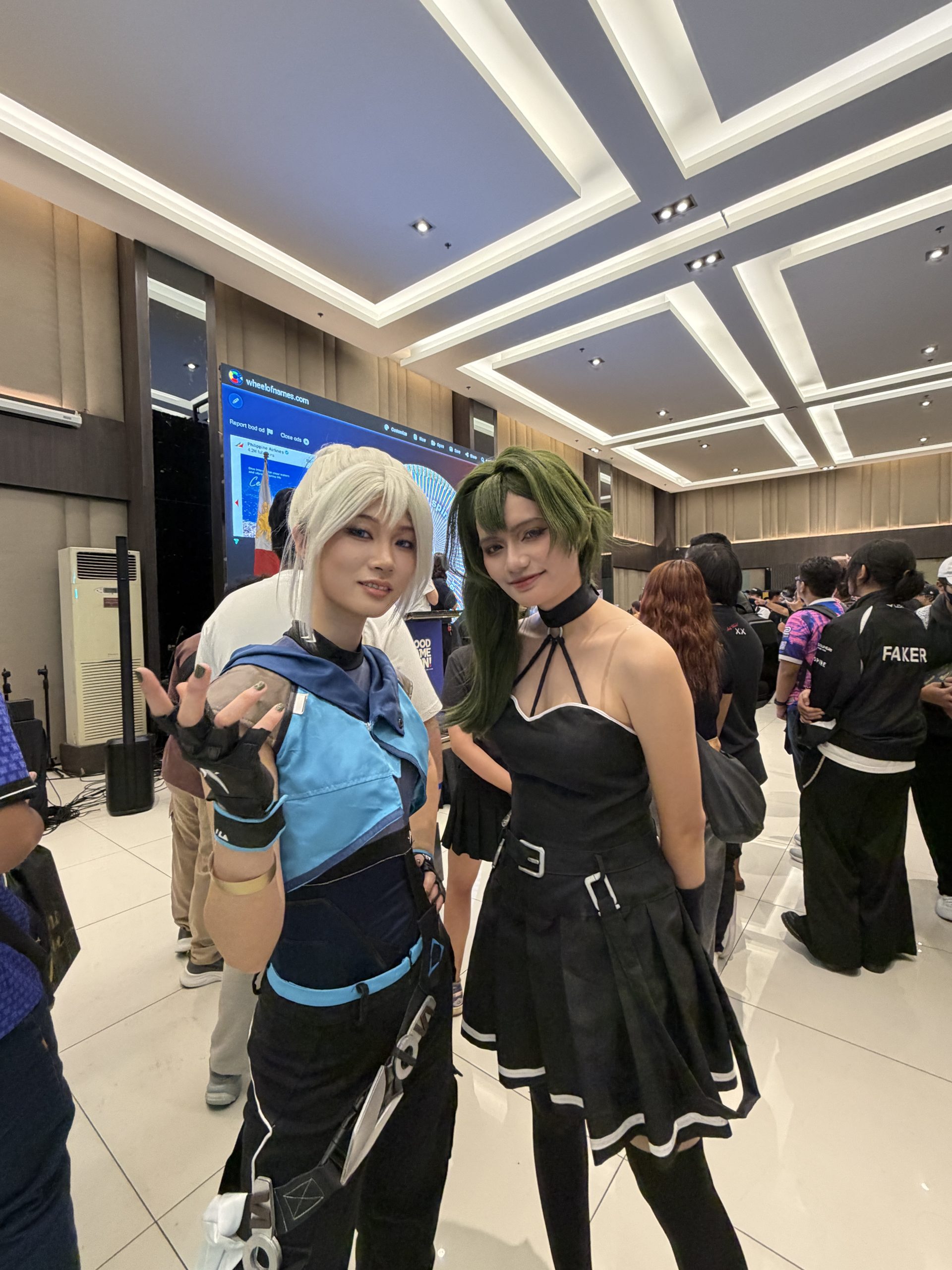 Ubel (Mon Kei) and Jett (Mira Rae)